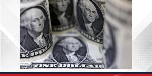 الدولار ينخفض مع ترقب تخفيض أسعار الفائدة الأمريكية - الأول نيوز