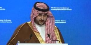 وزير الدفاع السعودي وقائد القيادة المركزية الأمريكية يبحثان تعزيز التعاون الدفاعي - الأول نيوز