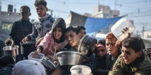 4 شهداء بينهم طفل نتيجة المجاعة في غزة والحصار الإسرائيلي على القطاع - الأول نيوز