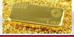 الذهب يرتفع مدعومًا بتراجع طفيف في الدولار - الأول نيوز