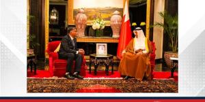 وزير المواصلات والاتصالات يجتمع بوزير الدولة الأول بوزارة القانون ووزارة النقل في جمهورية سنغافورة - الأول نيوز