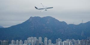 كاثاي باسيفيك تعيد شراء أسهمها من الخطوط القطرية - الأول نيوز