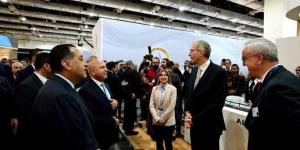 رئيس الوزراء يعطي إشارة بدء التشغيل التجريبي للخط الأول للقطار الكهربائي السريع ”السخنة / العلمين / مطروح” - الأول نيوز