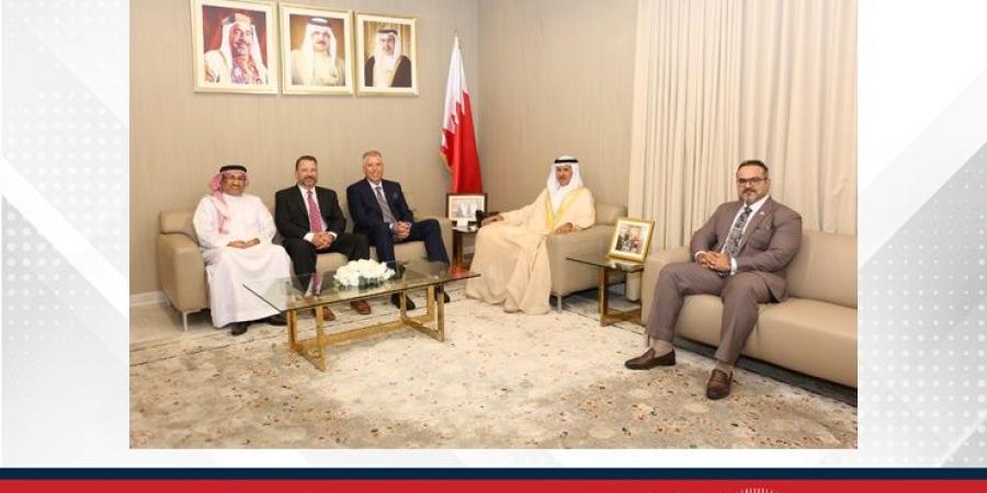 رئيس لجنة مكافحة العنف والإدمان يستقبل وفد جامعة شمال كارولينا الأمريكية - الأول نيوز