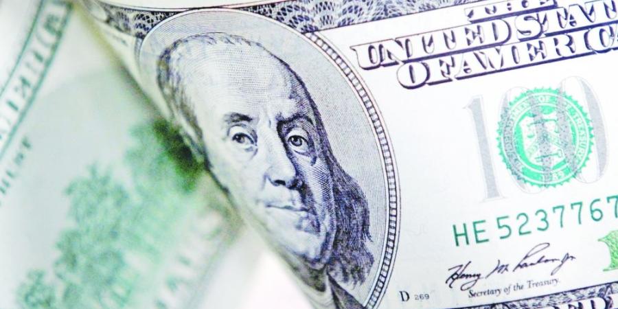 الدولار يبدأ الأسبوع على استقرار.. وتراجع الين واليورو - الأول نيوز
