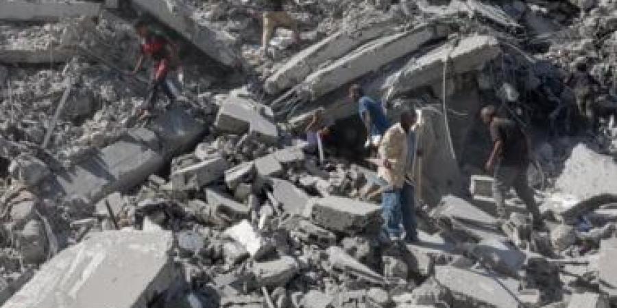 سقوط 3 شهداء ومصابين من طالبي المساعدات في خان يونس بقطاع غزة - الأول نيوز