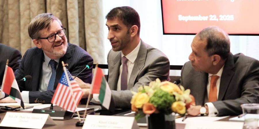 19.3 مليار دولار التجارة غير النفطية بين الإمارات وأمريكا النصف الأول - الأول نيوز