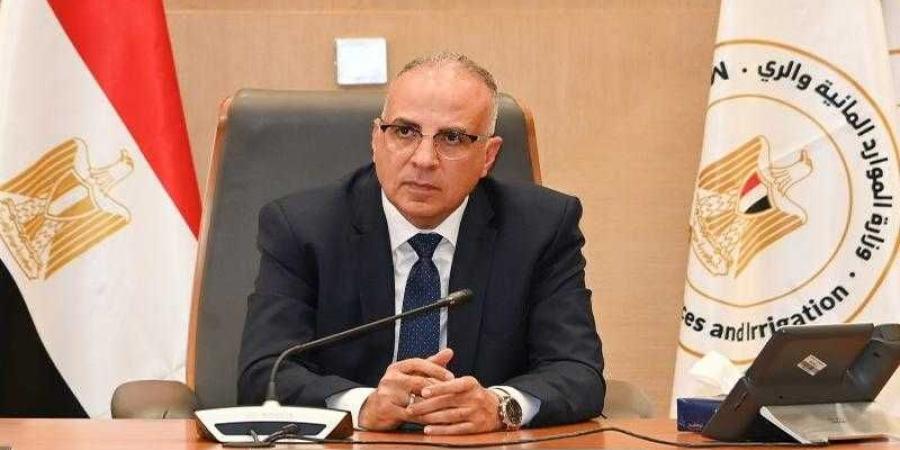 وزير الري يعقد اجتماعاً مع مدير عام شئون البيئة بالمفوضية الأوروبية وسفيرة الاتحاد الأوروبي فى مصر - الأول نيوز