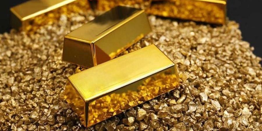 الذهب مستقر قرب مستواه القياسي البالغ 3790 دولاراً - الأول نيوز