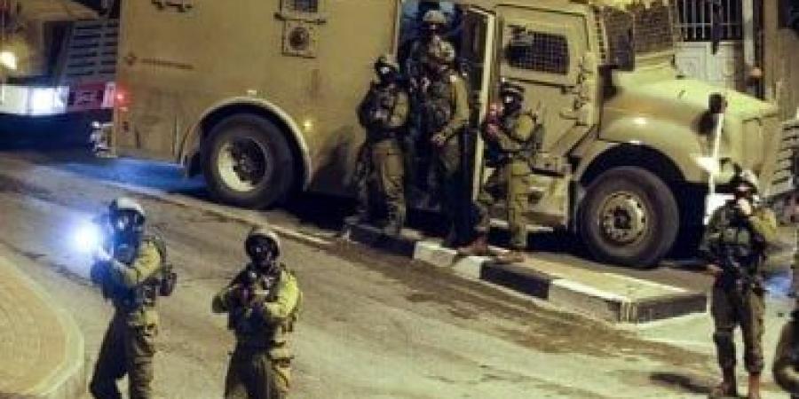 قوات الاحتلال تقتحم مخيمين فى الخليل وبيت لحم بالضفة الغربية - الأول نيوز