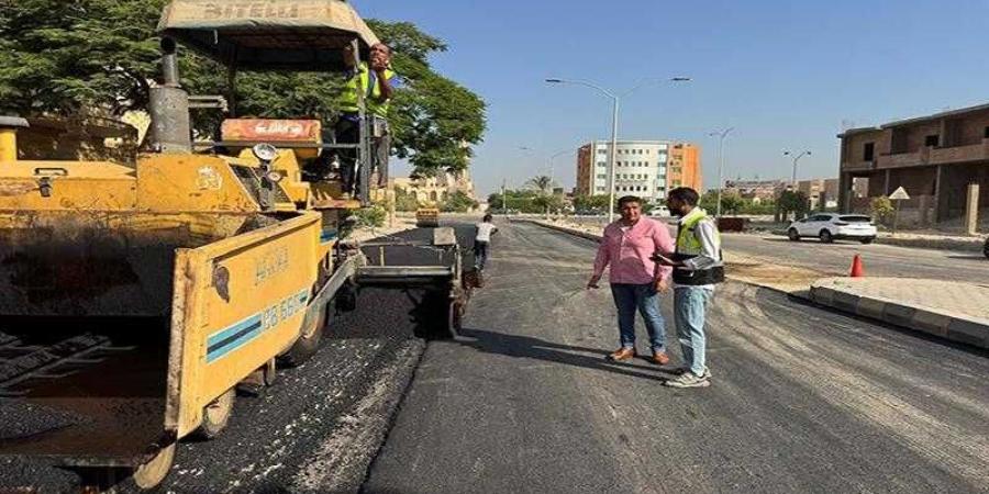 وزير الإسكان يؤكد على سرعة إنهاء إجراءات طلبات توفيق أوضاع الأراضي المضافة لعدد من المدن الجديدة - الأول نيوز