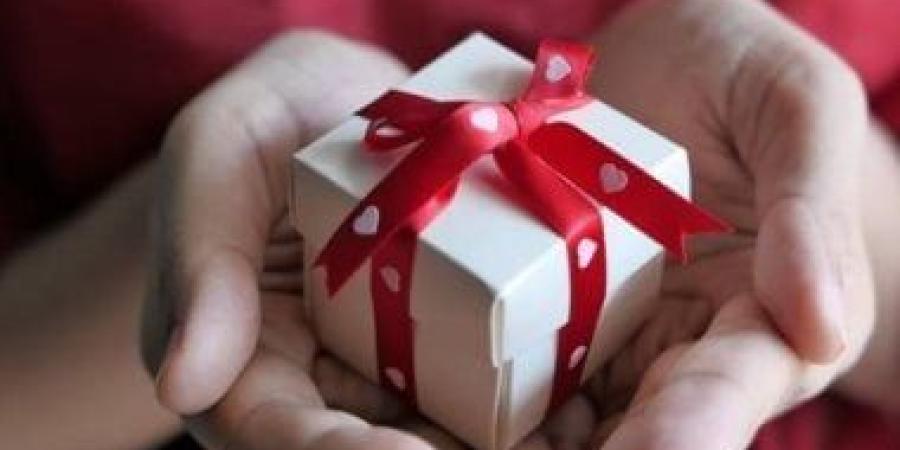 مش عارف تشترى إيه فى عيد ميلاده.. هدايا تكسب بيها قلب مولود برج الميزان - الأول نيوز