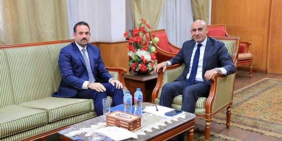 وزير التربية والتعليم يبحث مع رئيس جهاز مستقبل مصر للتنمية المستدامة آليات تنفيذ أوجه التعاون - الأول نيوز