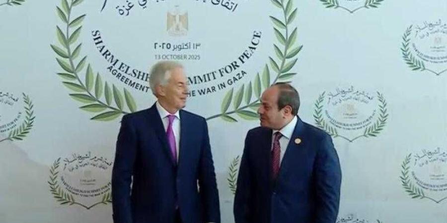 الرئيس السيسي يستقبل قادة وزعماء دول العالم المشاركين بقمة شرم الشيخ للسلام - الأول نيوز