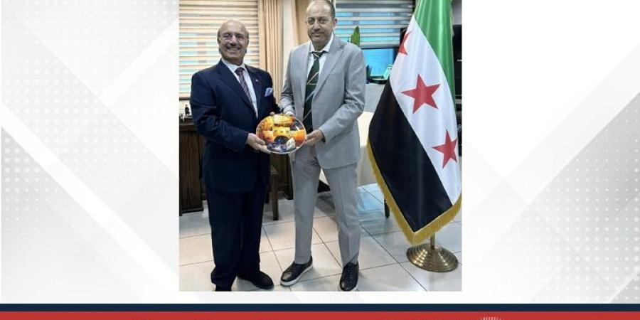 وزير الرياضة والشباب السوري يستقبل سفير مملكة البحرين في دمشق - الأول نيوز