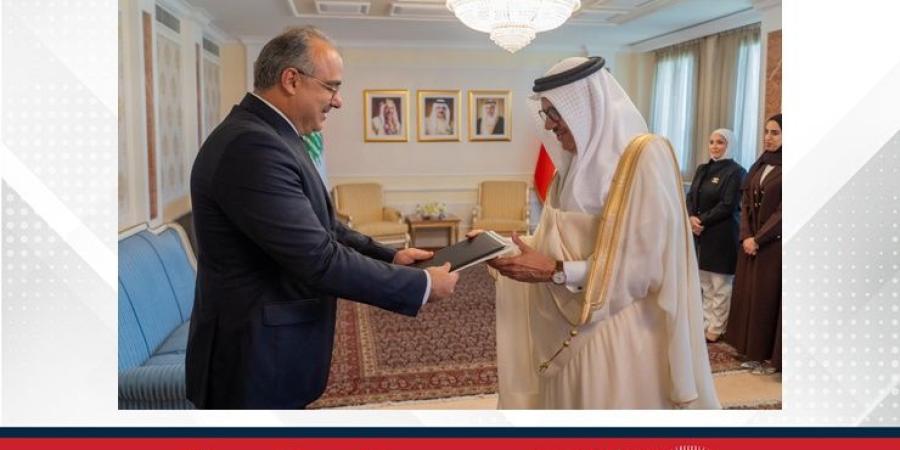 وزير الخارجية يتسلم نسخة من أوراق اعتماد سفير الجمهورية اللبنانية المعين لدى مملكة البحرين - الأول نيوز