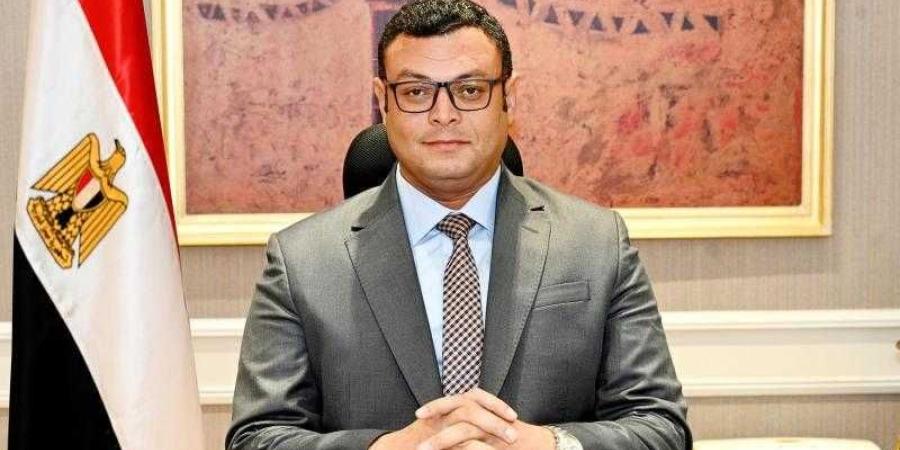 وزير الإسكان: بدء تنفيذ المرافق الرئيسية بمنطقة خدمية واستثمارية على مساحة ٥٣٢ فدانا بـحدائق العاصمة - الأول نيوز