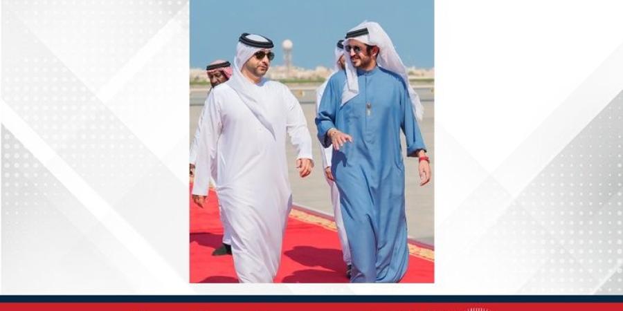 لحضور منافسات دورة الألعاب الآسيوية للشباب..خالد بن حمد يستقبل رؤساء اللجان الأولمبية الكويتية والقطرية والإماراتية - الأول نيوز