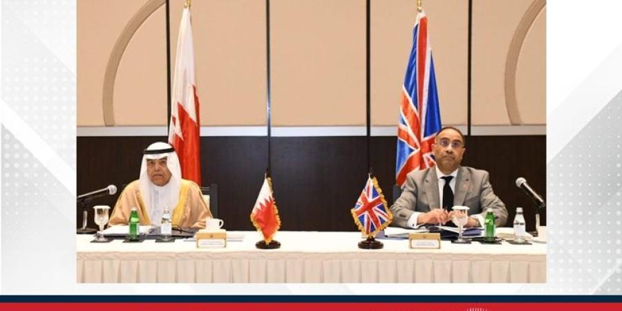 وزير شؤون الدفاع يترأس الجانب البحريني في أعمال الاجتماع الثلاثين للجنة البحرينية البريطانية العسكرية المشتركة - الأول نيوز