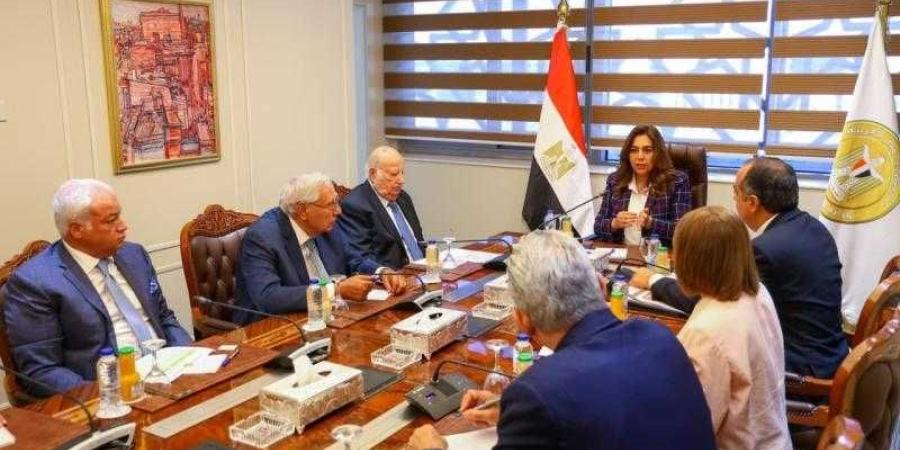 وزيرة التنمية تتابع تنفيذ تكليفات رئيس الوزراء لتعظيم الاستفادة سياحياً من مسار العائلة المقدسة فى المحافظات - الأول نيوز