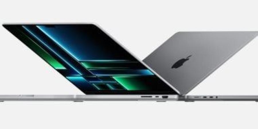 آبل تستعد لإطلاق إصدارات مطورة من ماك بوك إير وآيباد مينى وآيباد إير بشاشات OLED - الأول نيوز