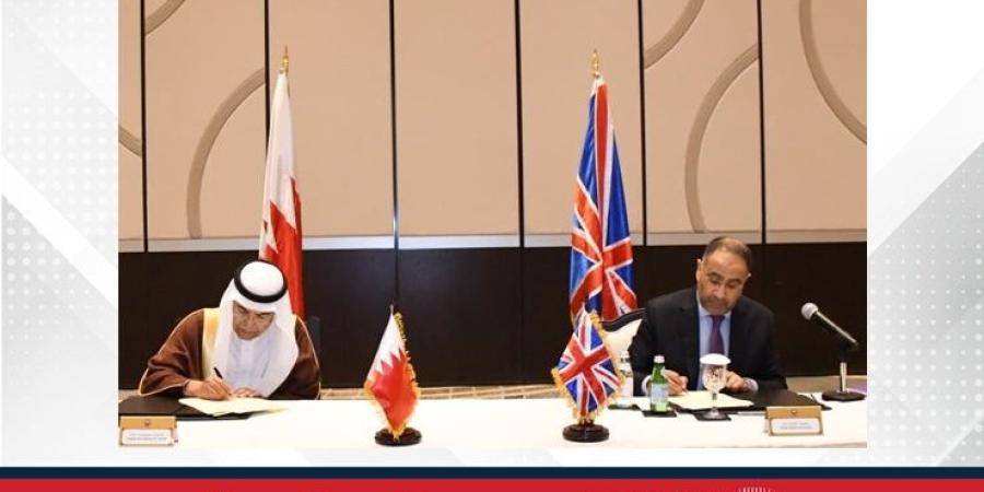 وزير شؤون الدفاع يترأس الجانب البحريني في ختام أعمال الاجتماع الثلاثون للجنة البحرينية البريطانية العسكرية المشتركة - الأول نيوز