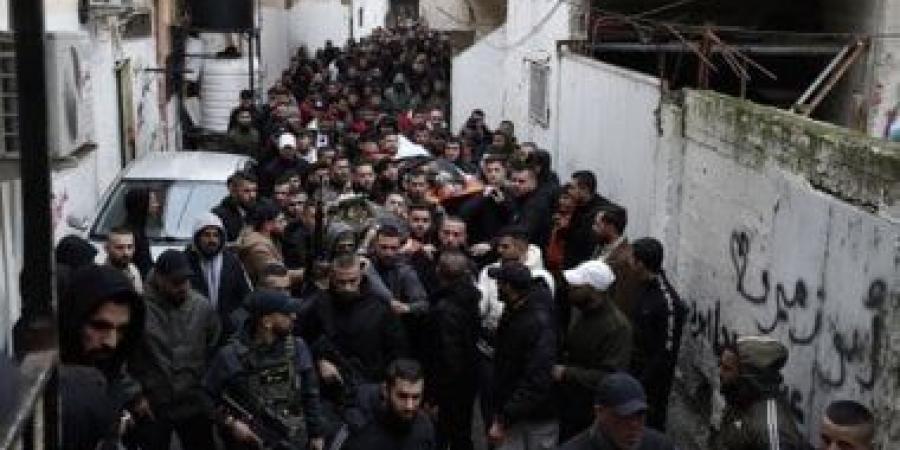 الاحتلال الإسرائيلي يقتحم مخيم الفارعة جنوب طوباس بالضفة - الأول نيوز