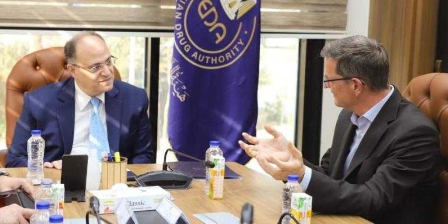 هيئة الدواء المصرية تبحث مع شركة إكستيدو العالمية آليات تطوير الأنظمة الرقمية ومشروعات التتبع الدوائي - الأول نيوز