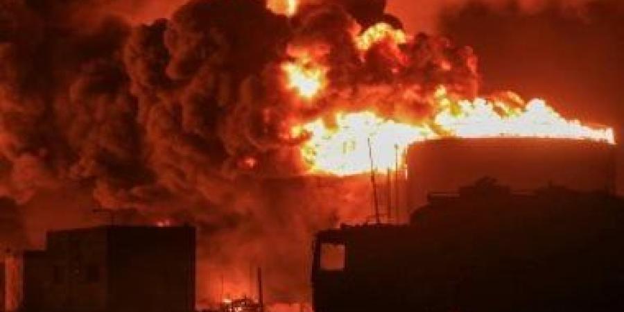 مصدر: مقتل مسؤول أمني كبير فى القاعدة باليمن بقصف مسيرة جوية أمريكية - الأول نيوز