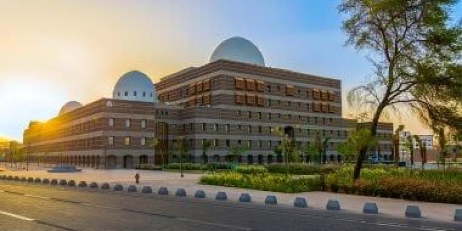 واتساب للرد الفوري على المواطنين.. منظومة رقمية للخدمات البلدية بالمدينة المنورة - الأول نيوز