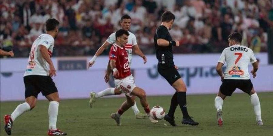 الأهلي يهزم الزمالك بثنائية ويتوج بكأس السوبر المصري - الأول نيوز