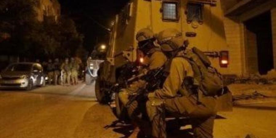 قوات الاحتلال الإسرائيلى تهدد العمال فى الضفة بعدم التوجه إلى القدس - الأول نيوز