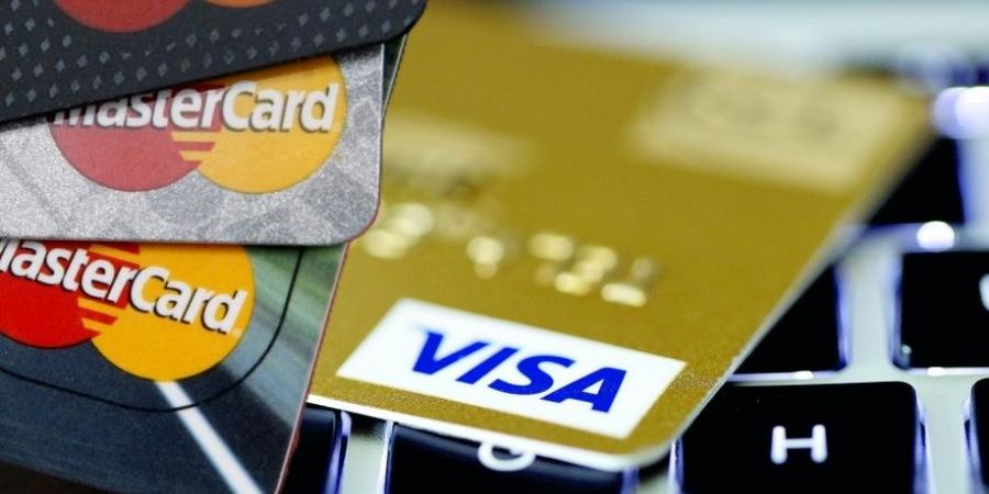فيزا وماستركارد تتوصلان إلى تسوية معدلة لرسوم الاستخدام - الأول نيوز