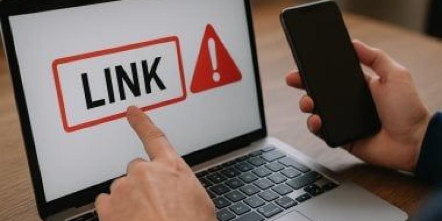 تعمل إيه لو دوست على «لينك» بالغلط.. دليل النجاة بعد الكارثة لحمايتك من الاختراق - الأول نيوز