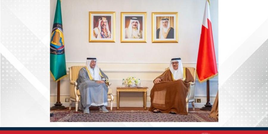 وزير الخارجية يجتمع مع الأمين العام لمجلس التعاون لدول الخليج العربية - الأول نيوز