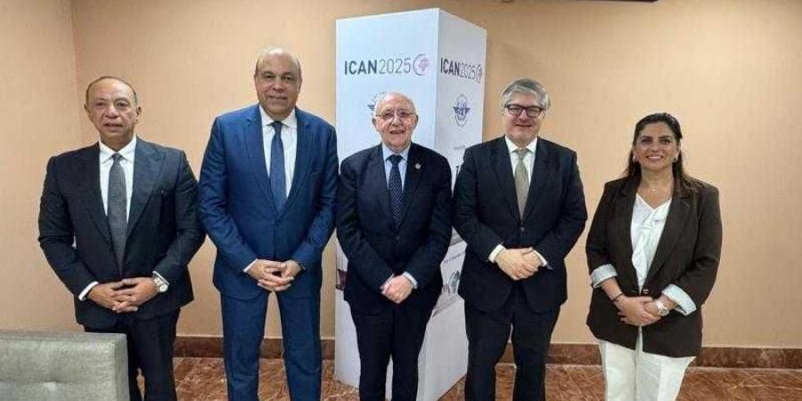 وزير الطيران المدني يعقد لقاءات ثنائية مع عدد من وزراء ورؤساء هيئات الطيران المدني لتعزيز التعاون الدولي على هامش مؤتمر ICAN 2025 بالدومينيكان - الأول نيوز