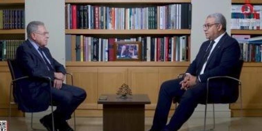رئيس الوزراء اللبناني الأسبق: حزب الله يعيش حالة إنكار وتباينات داخلية - الأول نيوز