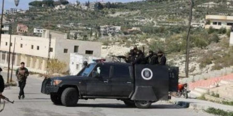 هجوم مسلّح فى ريف حمص.. مقتل شخصين وإصابة آخرين داخل مقهى بقرية أم حارتين - الأول نيوز