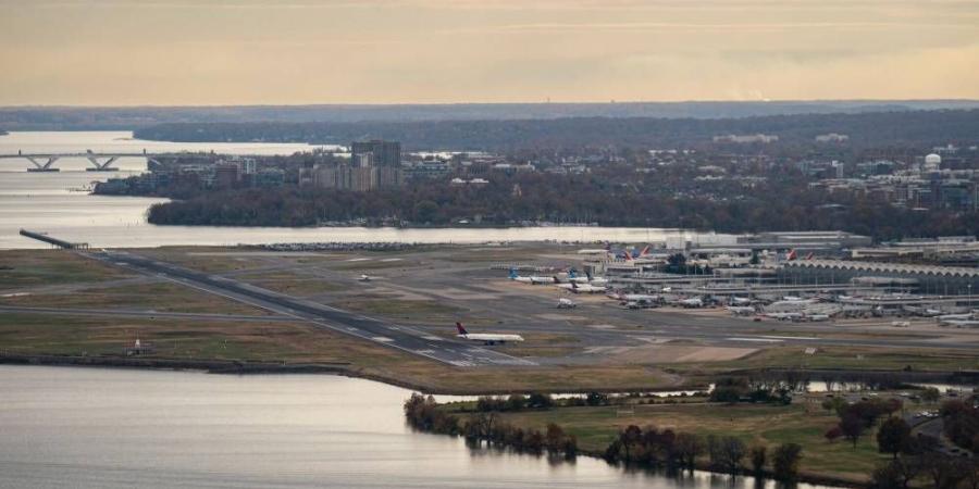 المجال الجوي الأمريكي يبدأ التعافي من الإغلاق الحكومي - الأول نيوز