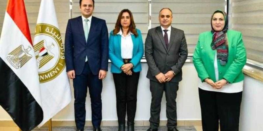 وزيرة التنمية المحلية توقع اتفاق الدولة المضيفة استعداداً لاستضافة مصر مؤتمر الأطراف الرابع والعشرين - الأول نيوز