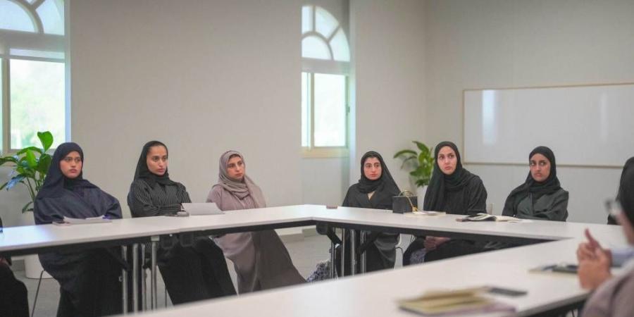 «الشارقة لتطوير القدرات» تدرّب على الوعي المالي - الأول نيوز