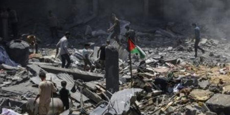 إسرائيل تقصف مناطق عدة شرق قطاع غزة - الأول نيوز