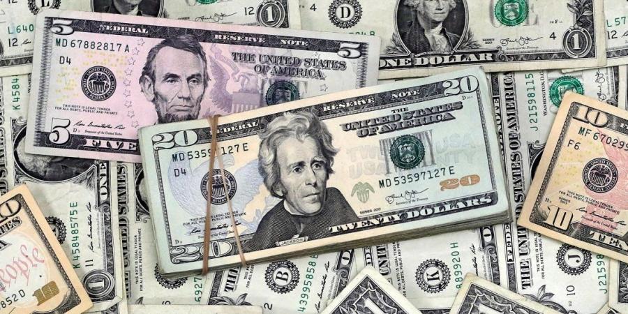 الدولار تحت ضغط.. 7 جلسات متتالية من التراجع - الأول نيوز