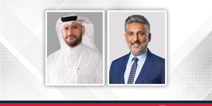 الرئيس التنفيذي لهيئة تنظيم سوق العمل يلتقي الرئيس التنفيذي لبنك البحرين والكويت - الأول نيوز