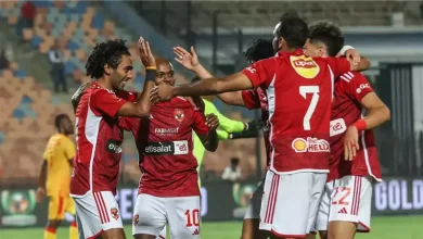 مناقشة عودة لاعب الأهلي السابق للصفوف قبل كأس الأندية