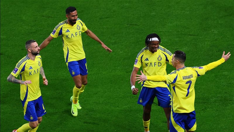 العنزي يطالب بوقفة قوية مع ثنائي النصر السعودي