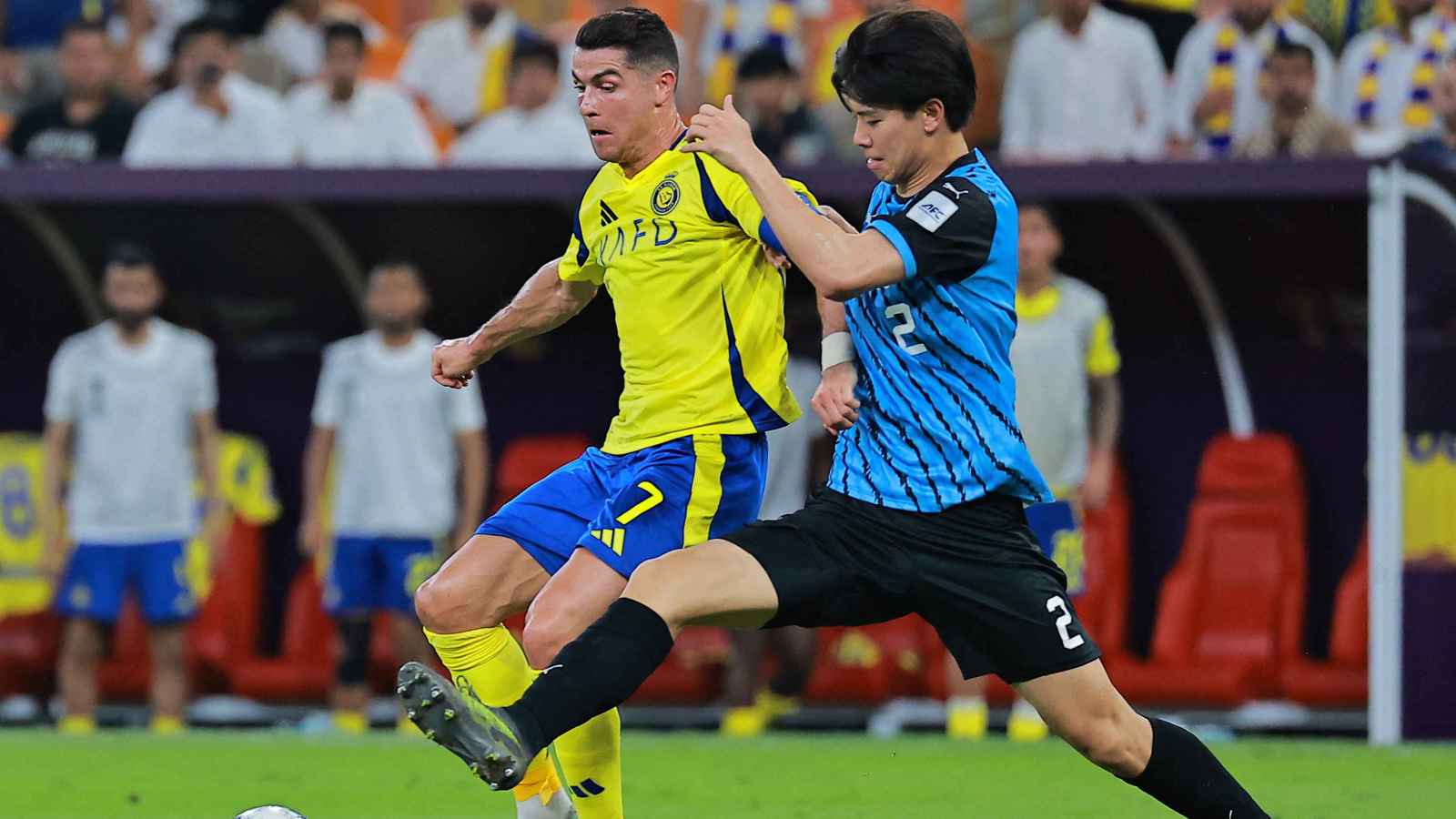 الشنيف يفتح النار على لاعبي النصر السعودي بشأن هدف كاواساكي الثالث