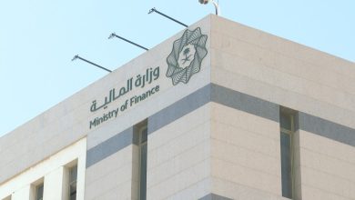 مسؤول مالي أسبق يكشف سبب تراجع إيرادات الدولة السعودية بالربع الأول من عام 2025