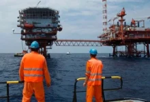الخليج العربي ستنقلب موازينه بعد اكتشاف بحيرة نفط في سلطنة عمان