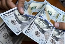 الدولار يحقق ثالث مكاسبه الأسبوعية مدفوعًا بتزايد التفاؤل بشأن الاقتصاد
